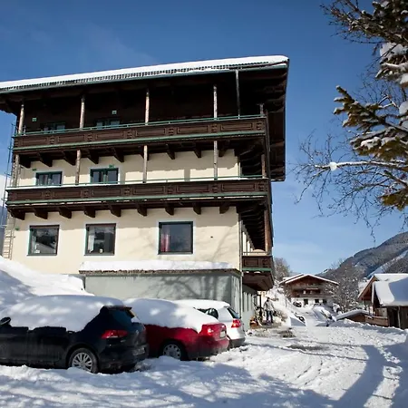 Kendlhof Hostel *